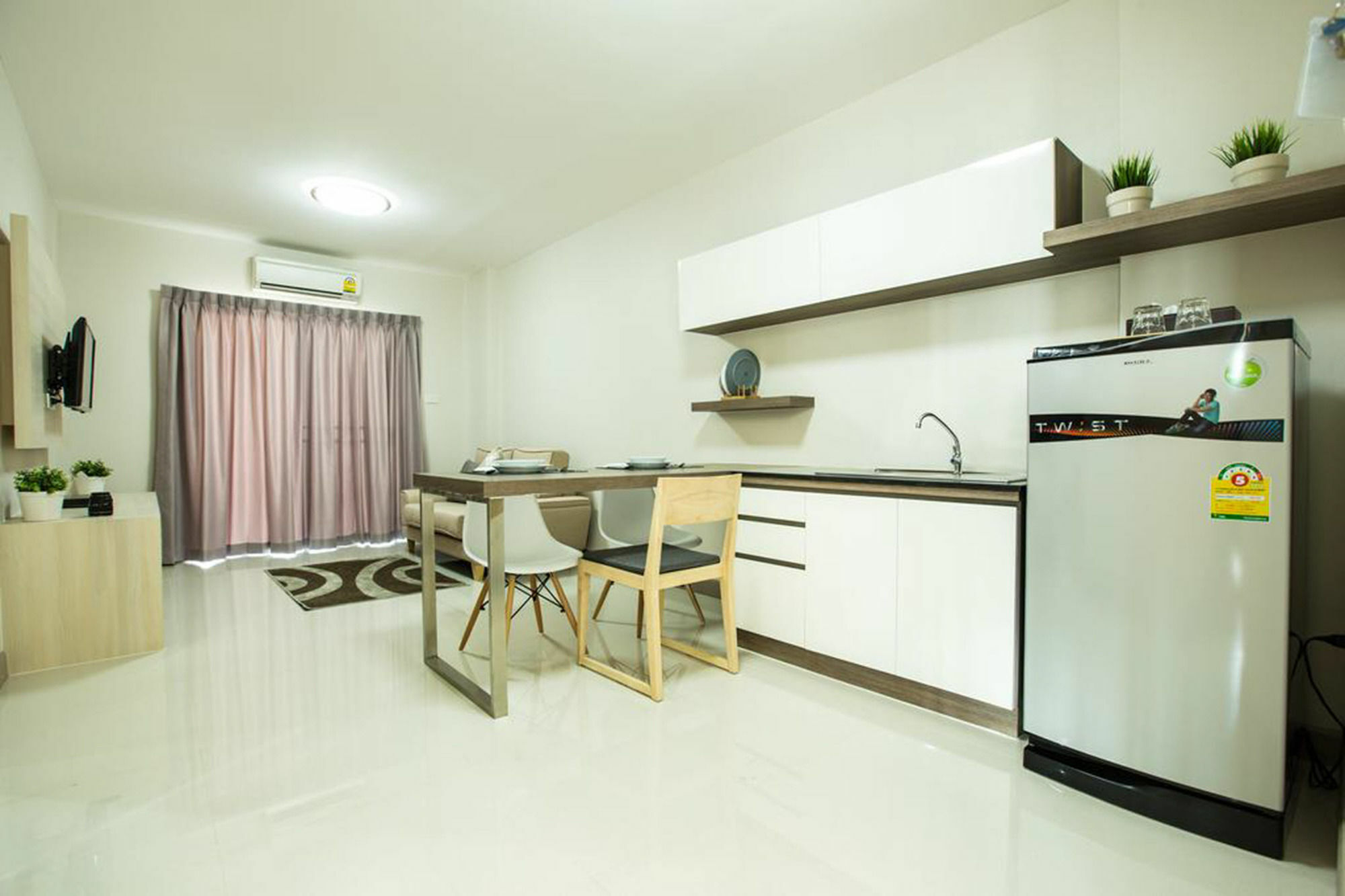 Central Place Serviced Apartment Angsila Chonburi Luaran gambar
