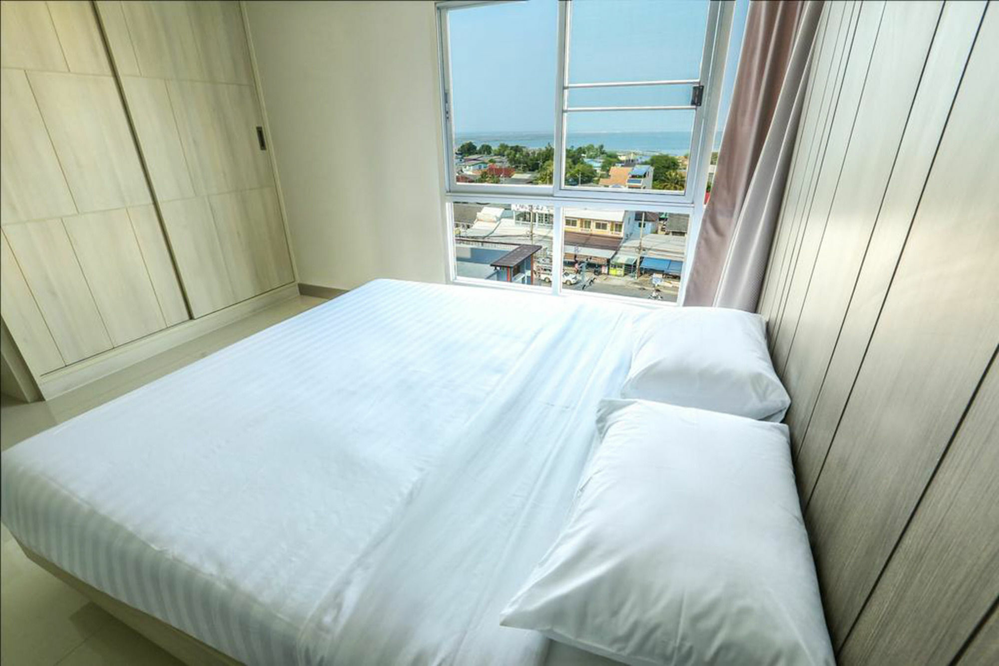 Central Place Serviced Apartment Angsila Chonburi Luaran gambar