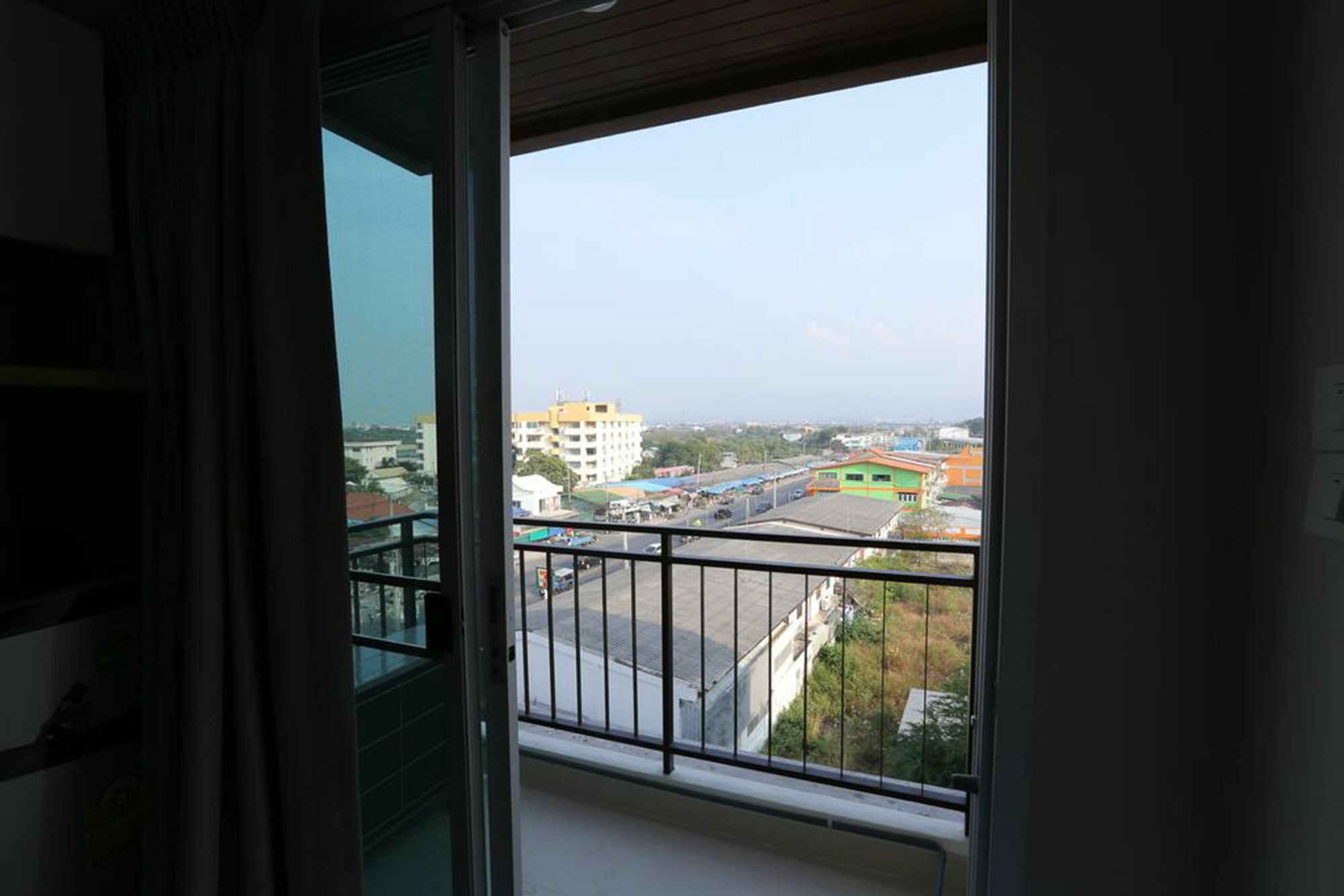 Central Place Serviced Apartment Angsila Chonburi Luaran gambar
