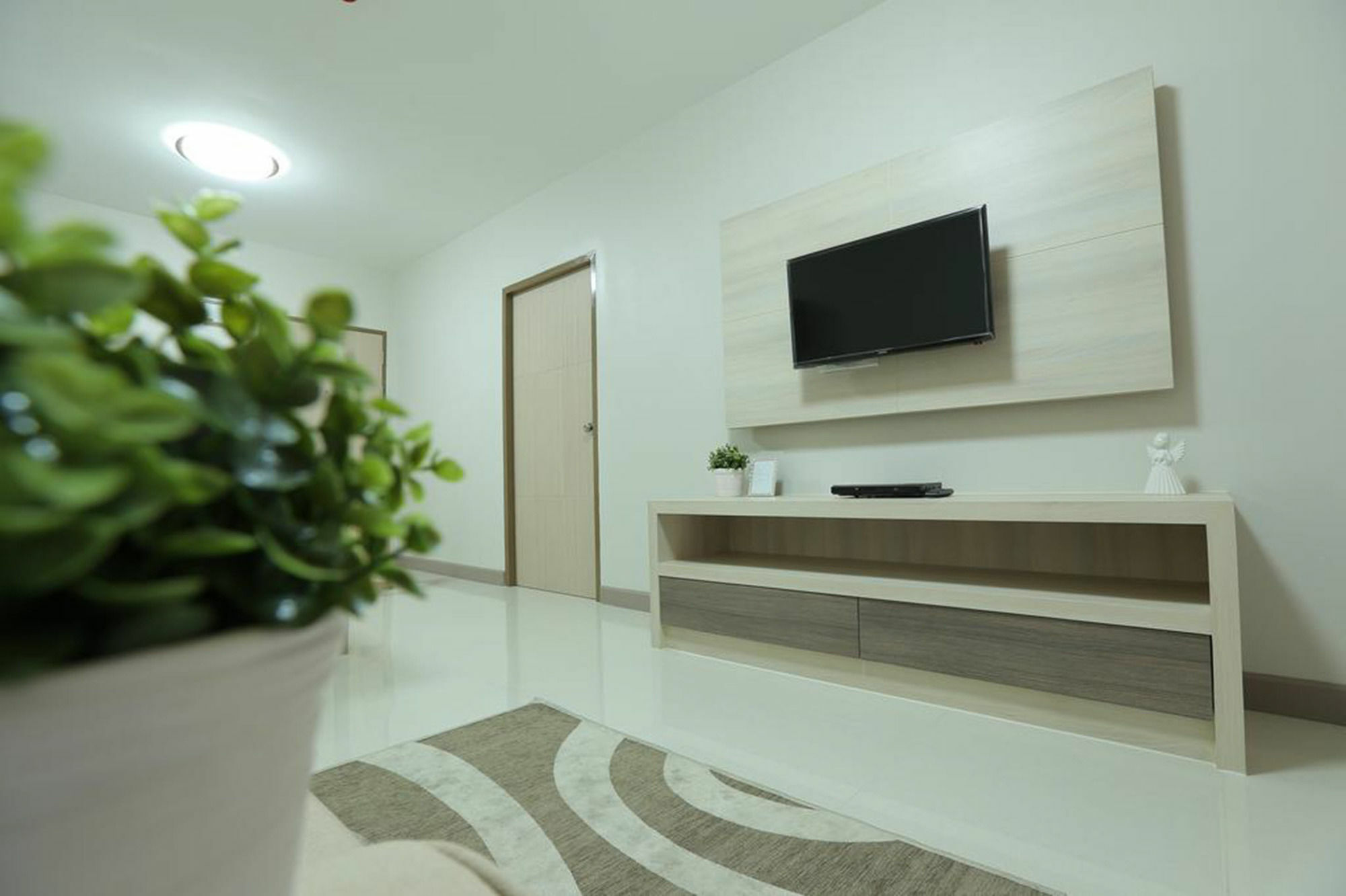 Central Place Serviced Apartment Angsila Chonburi Luaran gambar